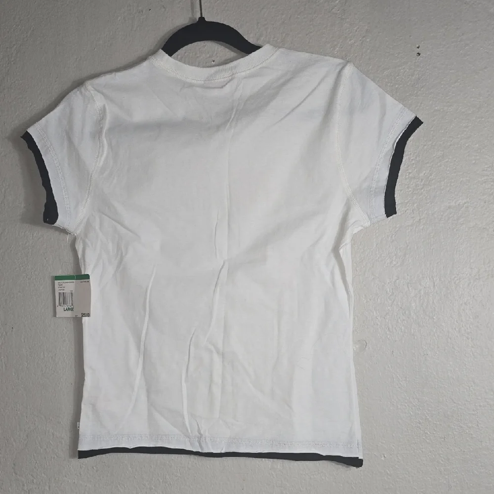 NWT JLO White Short Sleeve Tee with Minimalist Design - Picture 3 of 7